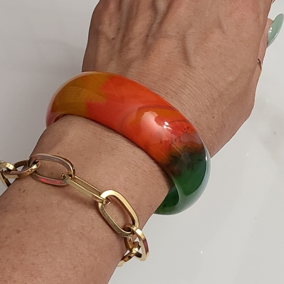 Large Wide Agate Stone Vibrant Multi Colored Bangle (63mm-64mm) - Picture 2 of 8